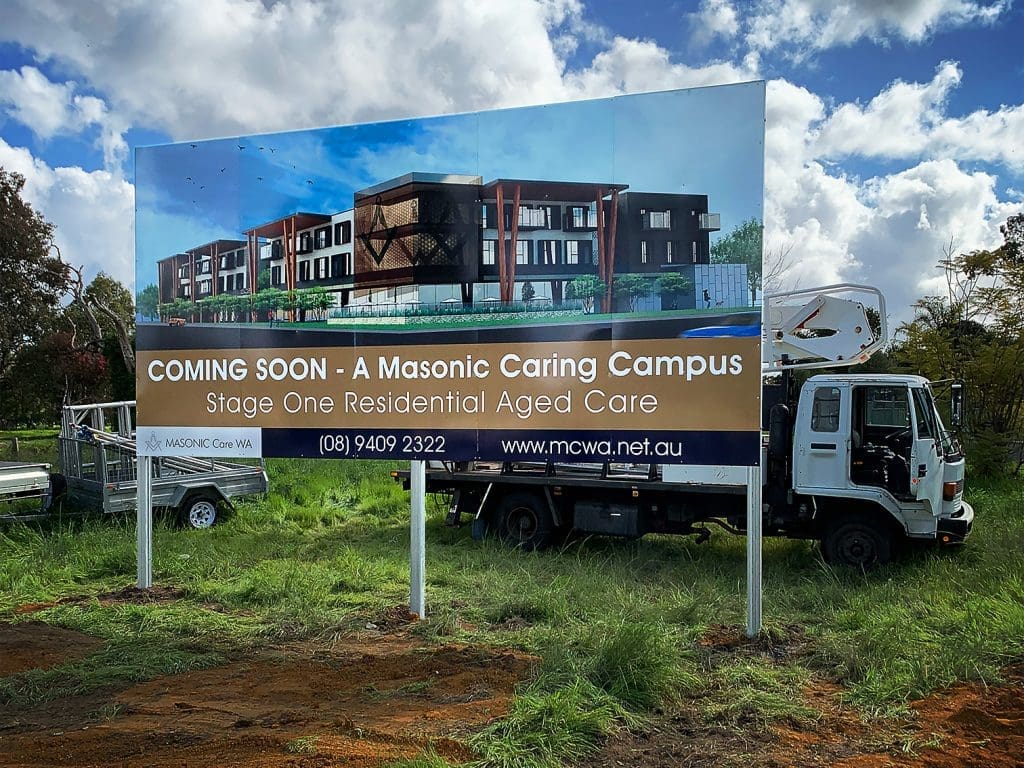 Middle Swan 2019 Sign@05x